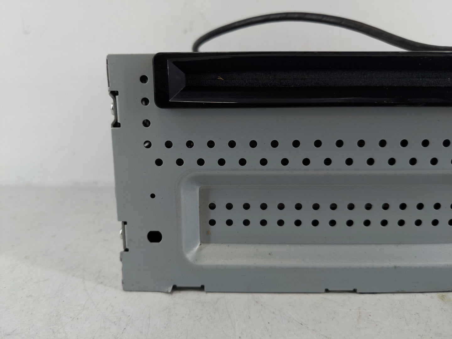 2012 Ford Fusion Radio AM FM Cd Player Receiver Replacement P/N:QX3823UA Fits OEM Used Auto Parts - Oemusedautoparts1.com