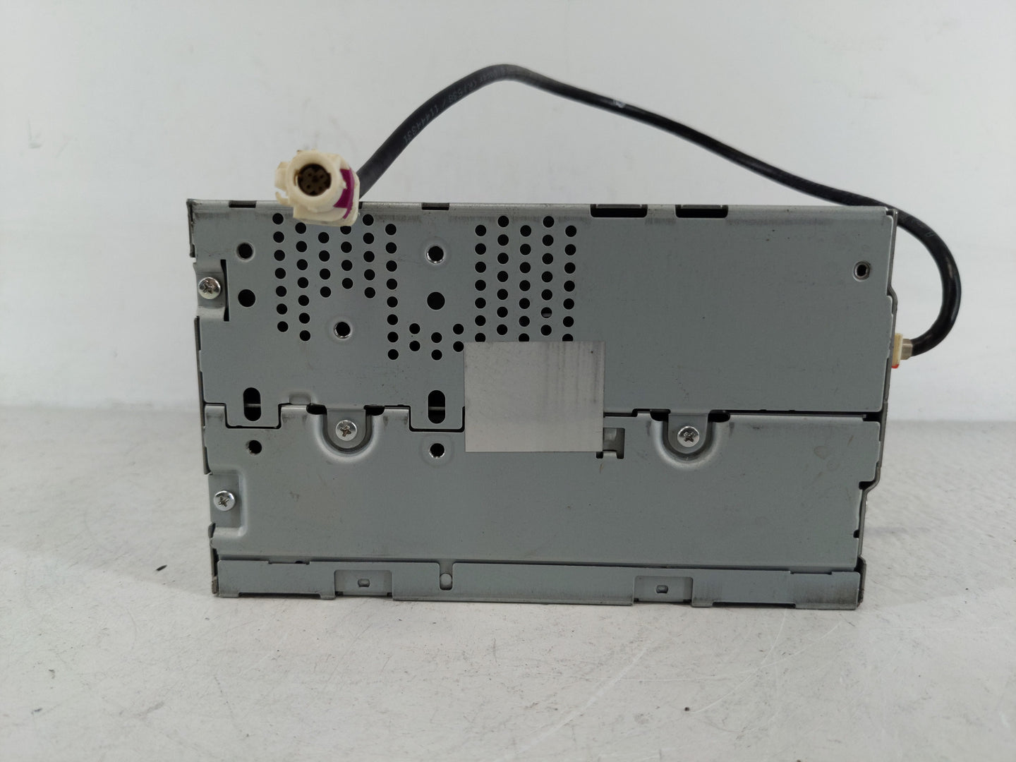 2012 Ford Fusion Radio AM FM Cd Player Receiver Replacement P/N:QX3823UA Fits OEM Used Auto Parts - Oemusedautoparts1.com