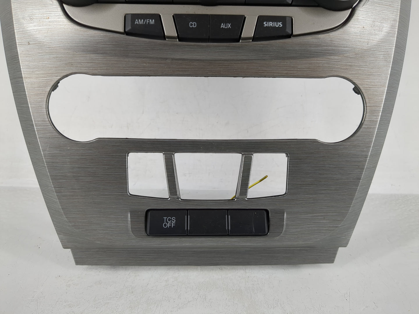 2010-2012 Ford Fusion Radio Control Panel - Oemusedautoparts1.com