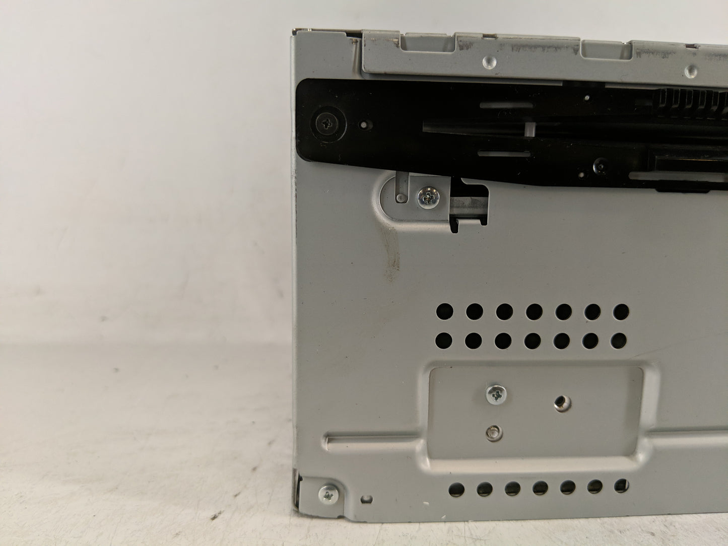 2011-2012 Ford Fusion Radio AM FM Cd Player Receiver Replacement P/N:BE5T-18D822-AB Fits Fits 2011 2012 OEM Used Auto Parts 
