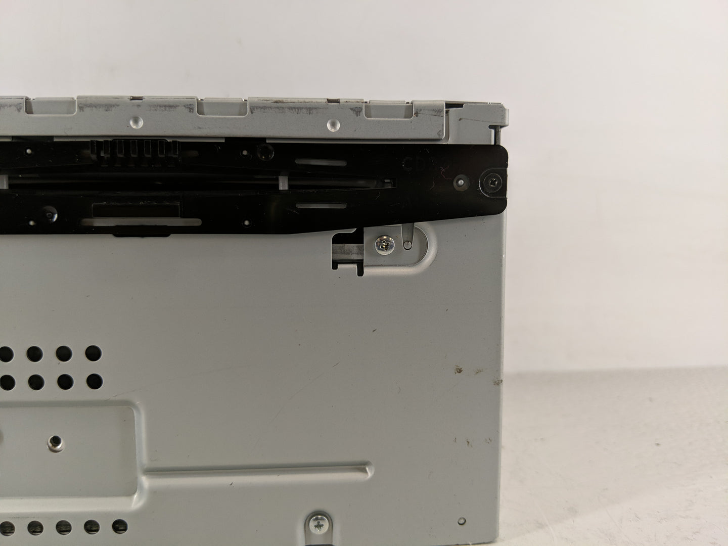 2011-2012 Ford Fusion Radio AM FM Cd Player Receiver Replacement P/N:BE5T-18D822-AB Fits Fits 2011 2012 OEM Used Auto Parts 