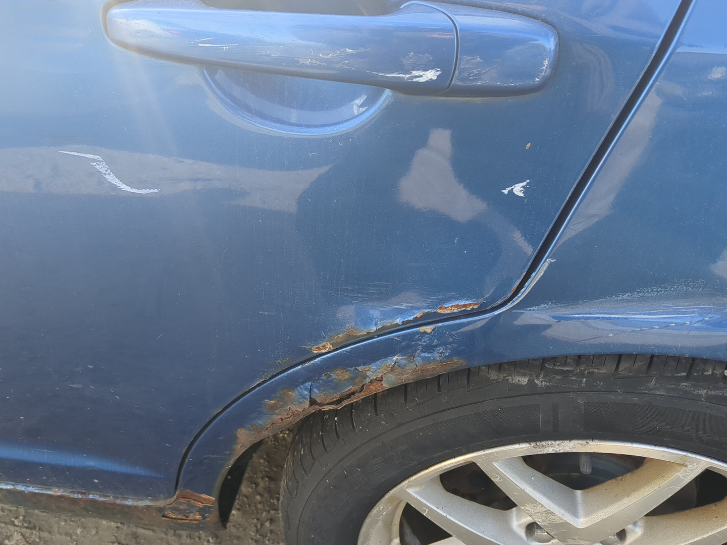 2006-2012 Ford Fusion Driver Rear Door Oem - Oemusedautoparts1.com