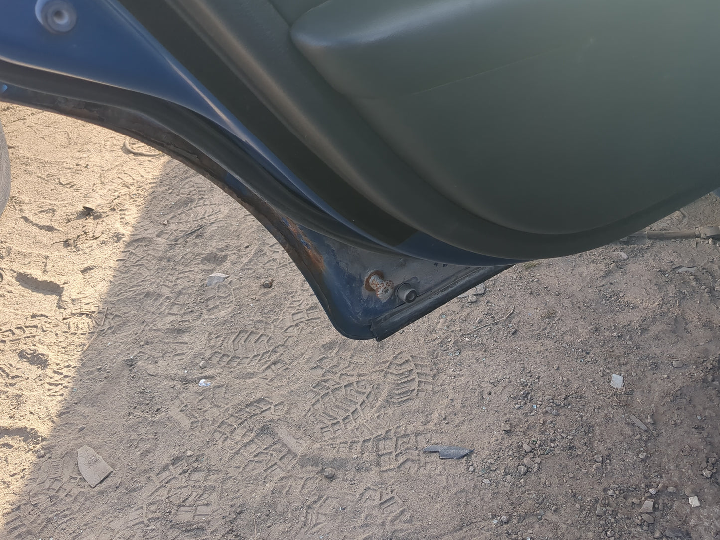 2006-2012 Ford Fusion Driver Rear Door Oem - Oemusedautoparts1.com