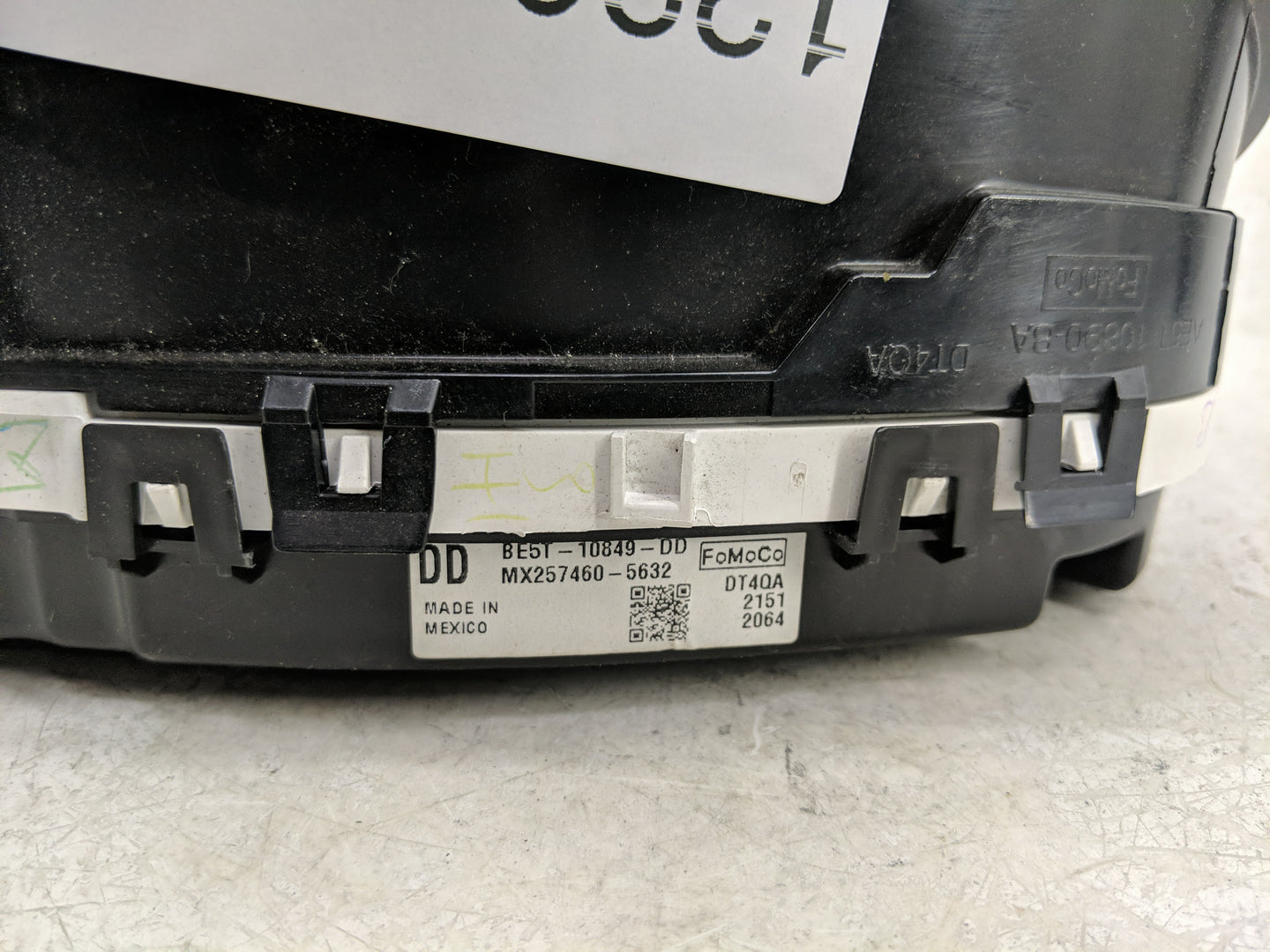 2011-2012 Ford Fusion Instrument Cluster Speedometer Gauges P/N:BE5T-10849-DD Fits Fits 2011 2012 OEM Used Auto Parts - Oemu