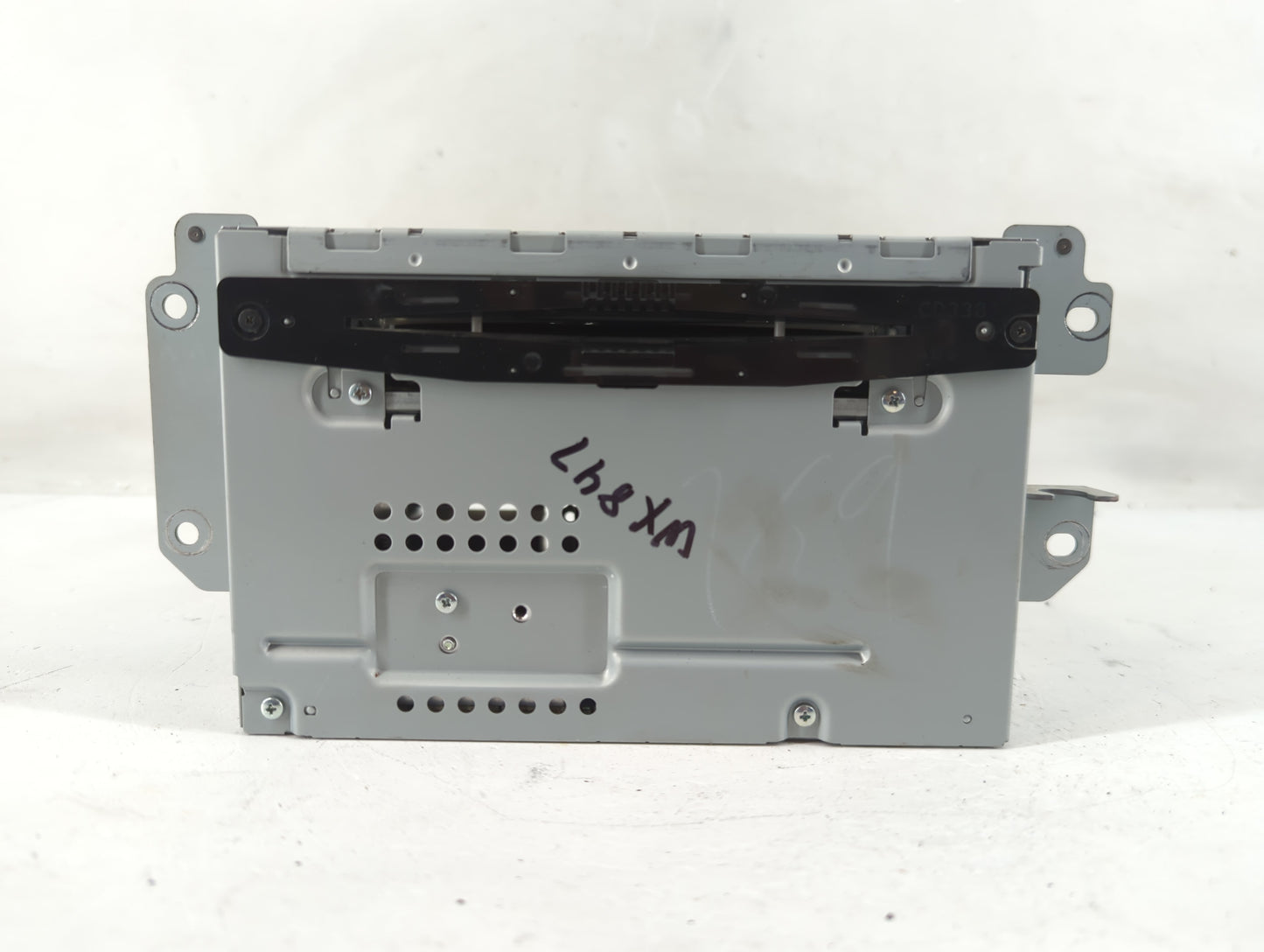 2010-2012 Ford Fusion Radio AM FM Cd Player Receiver Replacement P/N:BE5T-19C157-AB Fits Fits 2010 2011 2012 OEM Used Auto P