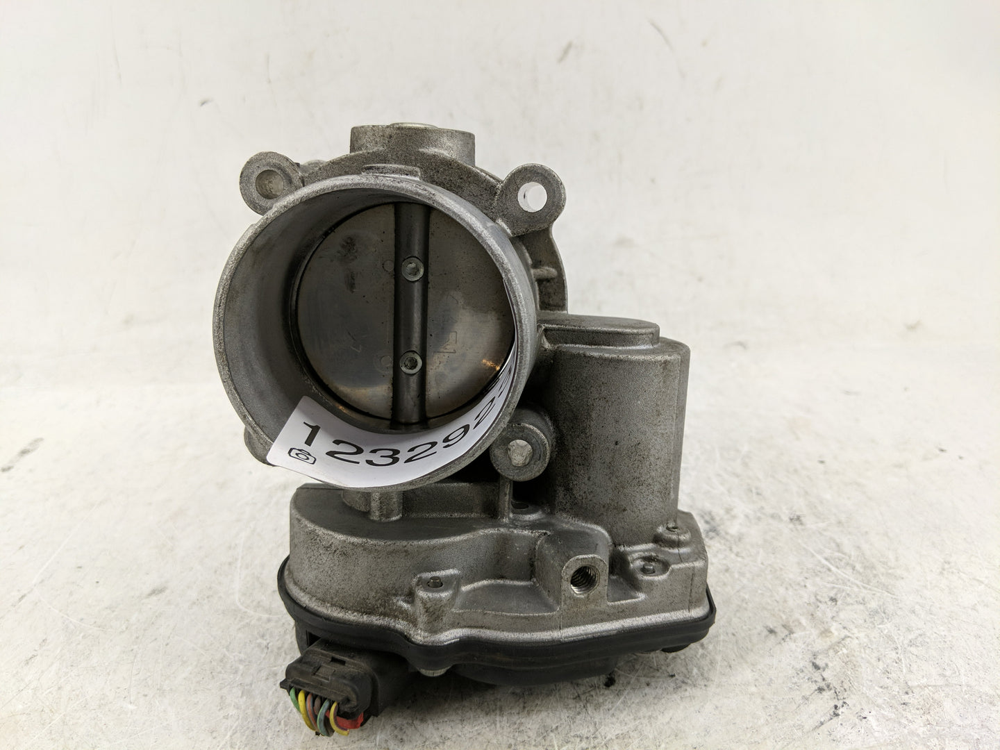 2010-2012 Ford Fusion Throttle Body P/N:D57E-9F991-AD Fits Fits 2009 2010 2011 2012 OEM Used Auto Parts - Oemusedautoparts1.