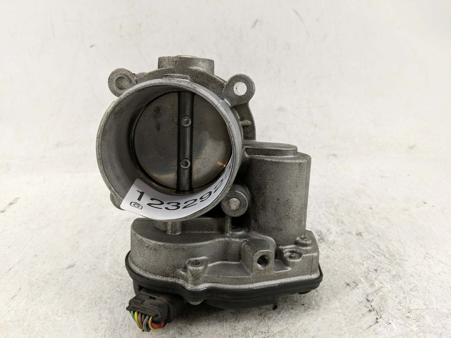 2010-2012 Ford Fusion Throttle Body P/N:D57E-9F991-AD Fits Fits 2009 2010 2011 2012 OEM Used Auto Parts - Oemusedautoparts1.