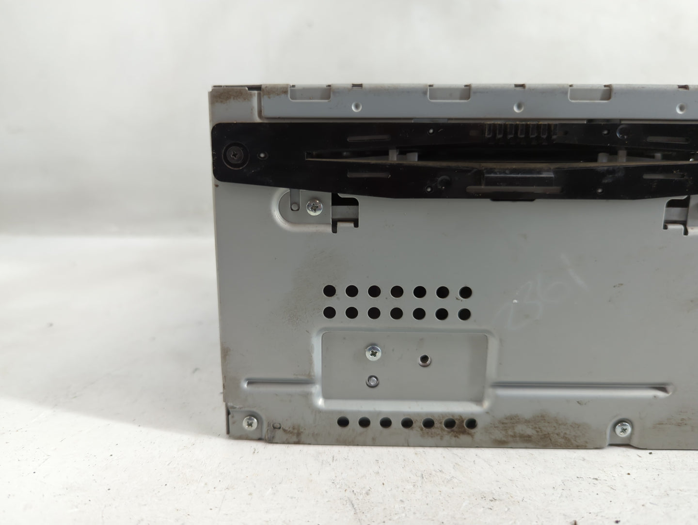 2012 Ford Fusion Radio AM FM Cd Player Receiver Replacement P/N:BE5T-19C157-AB Fits OEM Used Auto Parts - Oemusedautoparts1.