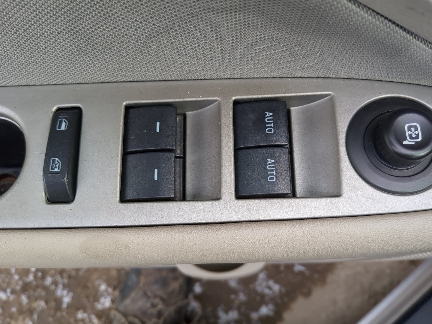 2011-2012 Ford Fusion Master Power Window Switch Replacement Driver Side Left Fits Fits 2011 2012 OEM Used Auto Parts - Oemu