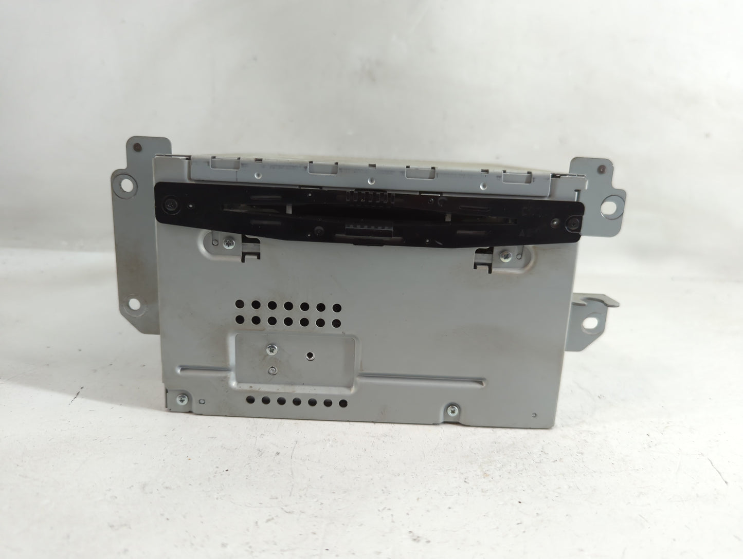 2011-2012 Ford Fusion Radio AM FM Cd Player Receiver Replacement P/N:BE5T-18D822-AB Fits Fits 2011 2012 OEM Used Auto Parts 
