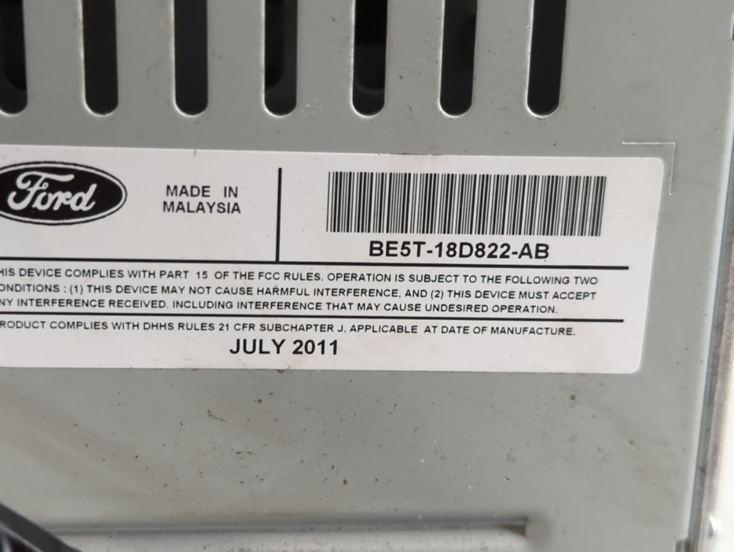 2011-2012 Ford Fusion Radio AM FM Cd Player Receiver Replacement P/N:BE5T-18D822-AB Fits Fits 2011 2012 OEM Used Auto Parts 