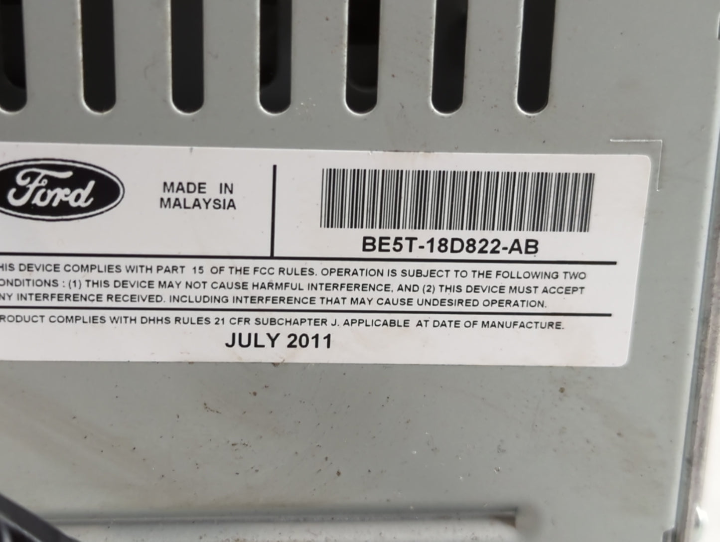 2011-2012 Ford Fusion Radio AM FM Cd Player Receiver Replacement P/N:BE5T-18D822-AB Fits Fits 2011 2012 OEM Used Auto Parts 