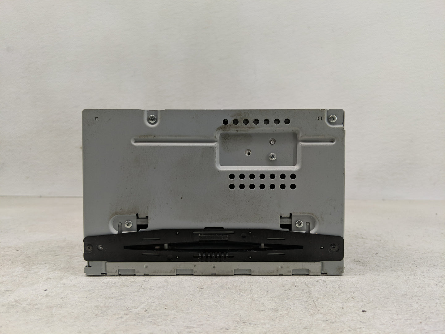 2011-2012 Ford Fusion Radio AM FM Cd Player Receiver Replacement P/N:BE5T-19C157-AB Fits Fits 2011 2012 OEM Used Auto Parts 