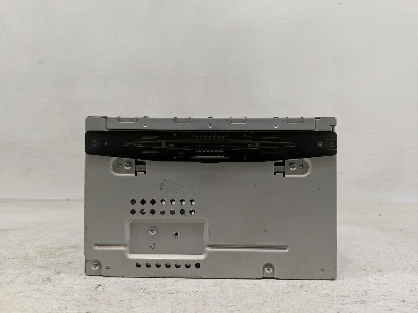 2011-2012 Ford Fusion Radio AM FM Cd Player Receiver Replacement P/N:BE5T-18D822-AB Fits Fits 2011 2012 OEM Used Auto Parts 