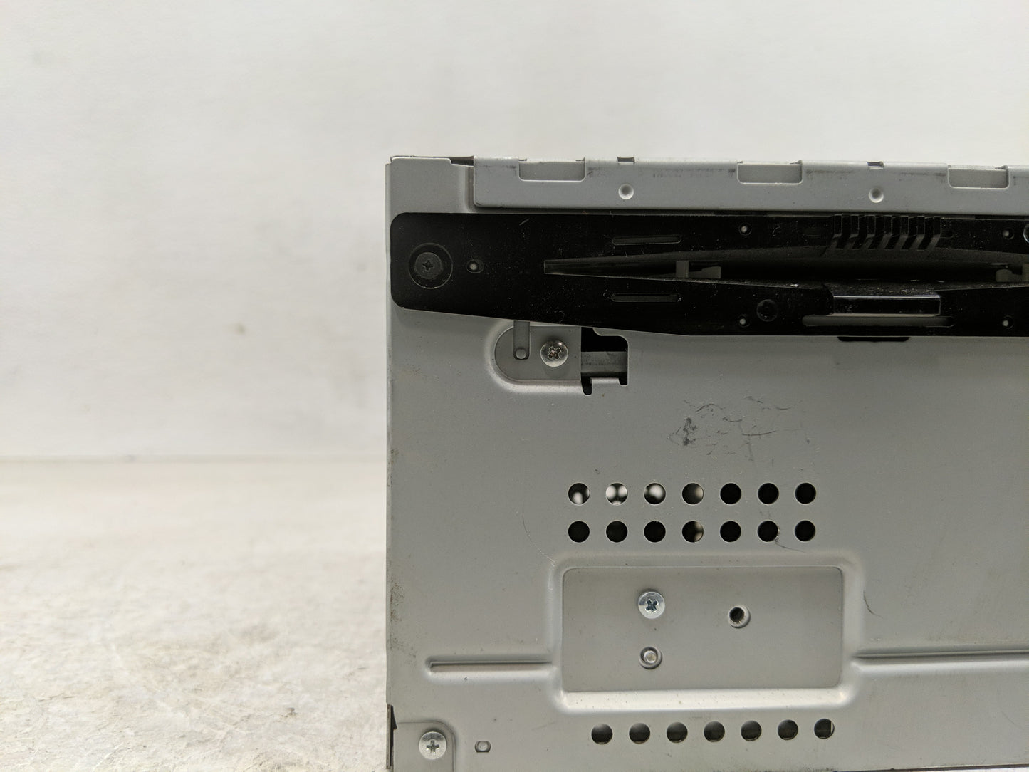 2011-2012 Ford Fusion Radio AM FM Cd Player Receiver Replacement P/N:BE5T-18D822-AB Fits Fits 2011 2012 OEM Used Auto Parts 