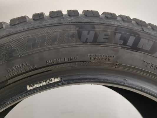 Used Tire 235/50R17 MICHELIN CROSSCLIMATE 2 96H - Tread Depth 9.5/32