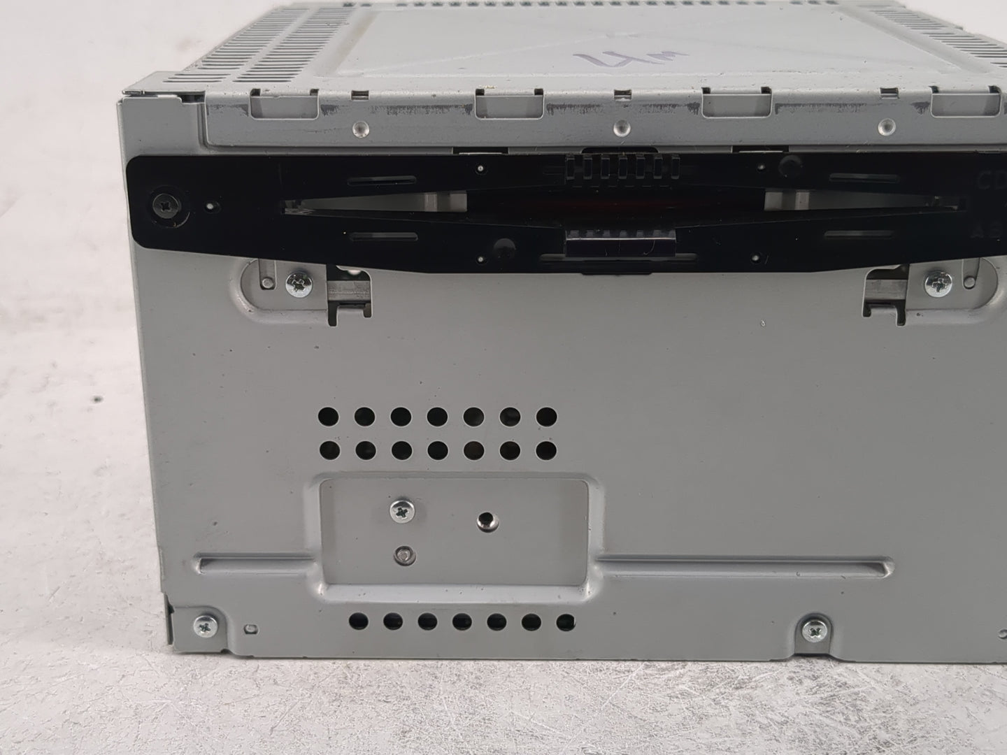 2010-2012 Ford Fusion Radio AM FM Cd Player Receiver Replacement P/N:BE5T-19C157-AB Fits Fits 2010 2011 2012 OEM Used Auto P