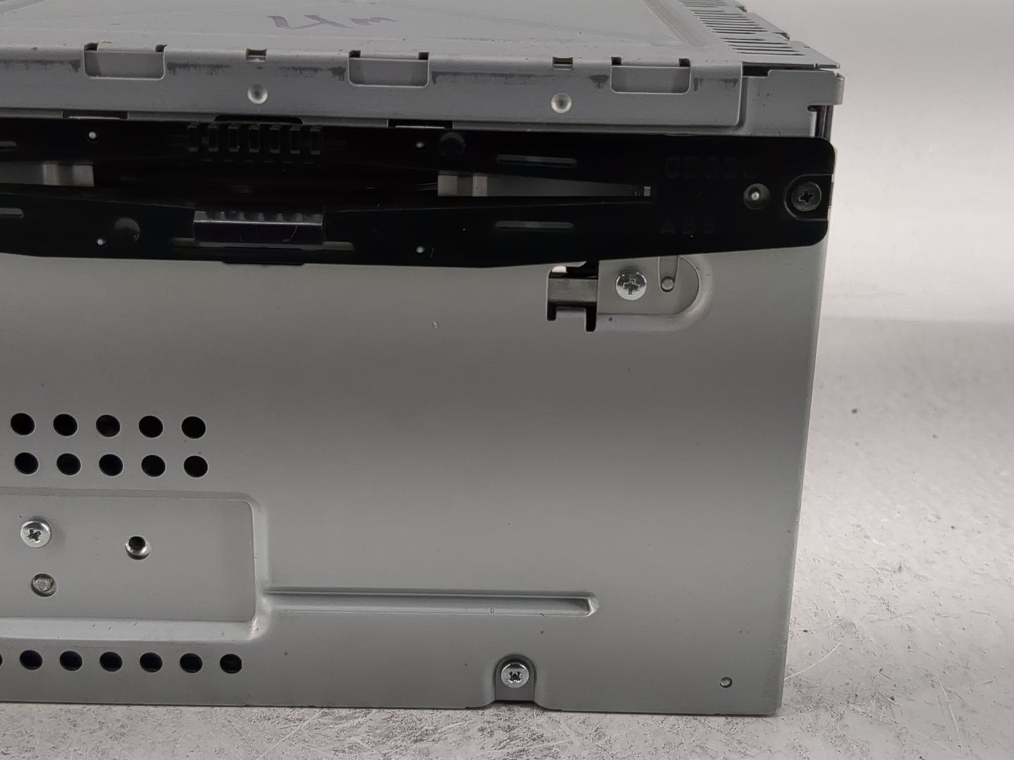 2010-2012 Ford Fusion Radio AM FM Cd Player Receiver Replacement P/N:BE5T-19C157-AB Fits Fits 2010 2011 2012 OEM Used Auto P