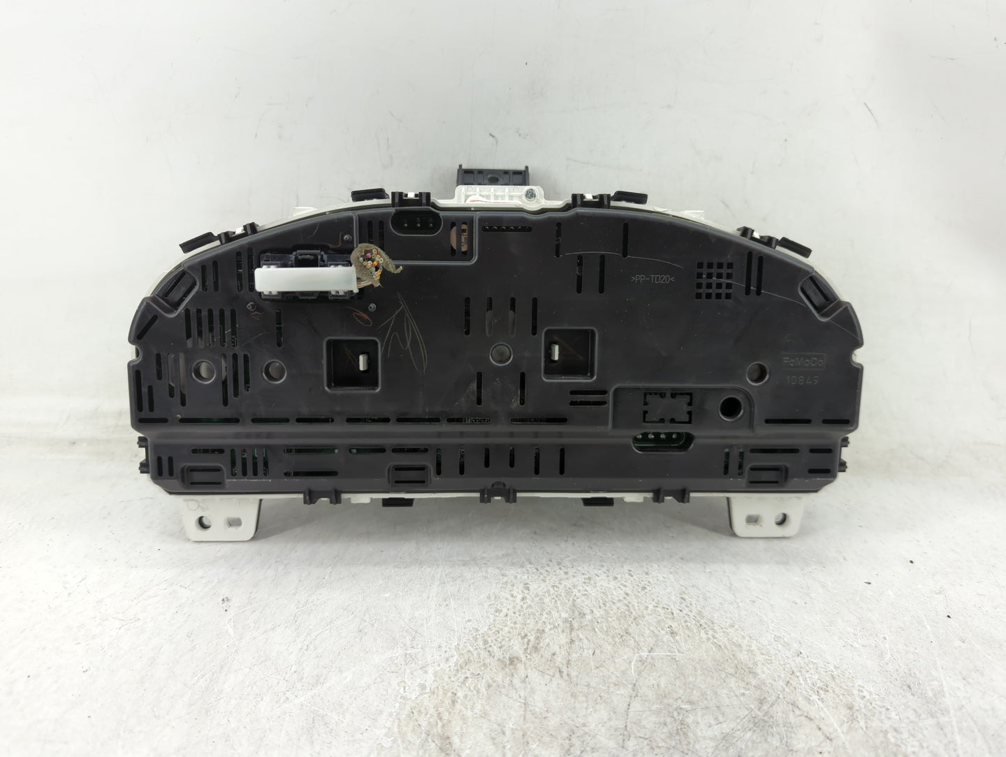 2011-2012 Ford Fusion Instrument Cluster Speedometer Gauges P/N:BE5T-10849-GD Fits Fits 2011 2012 OEM Used Auto Parts - Oemu