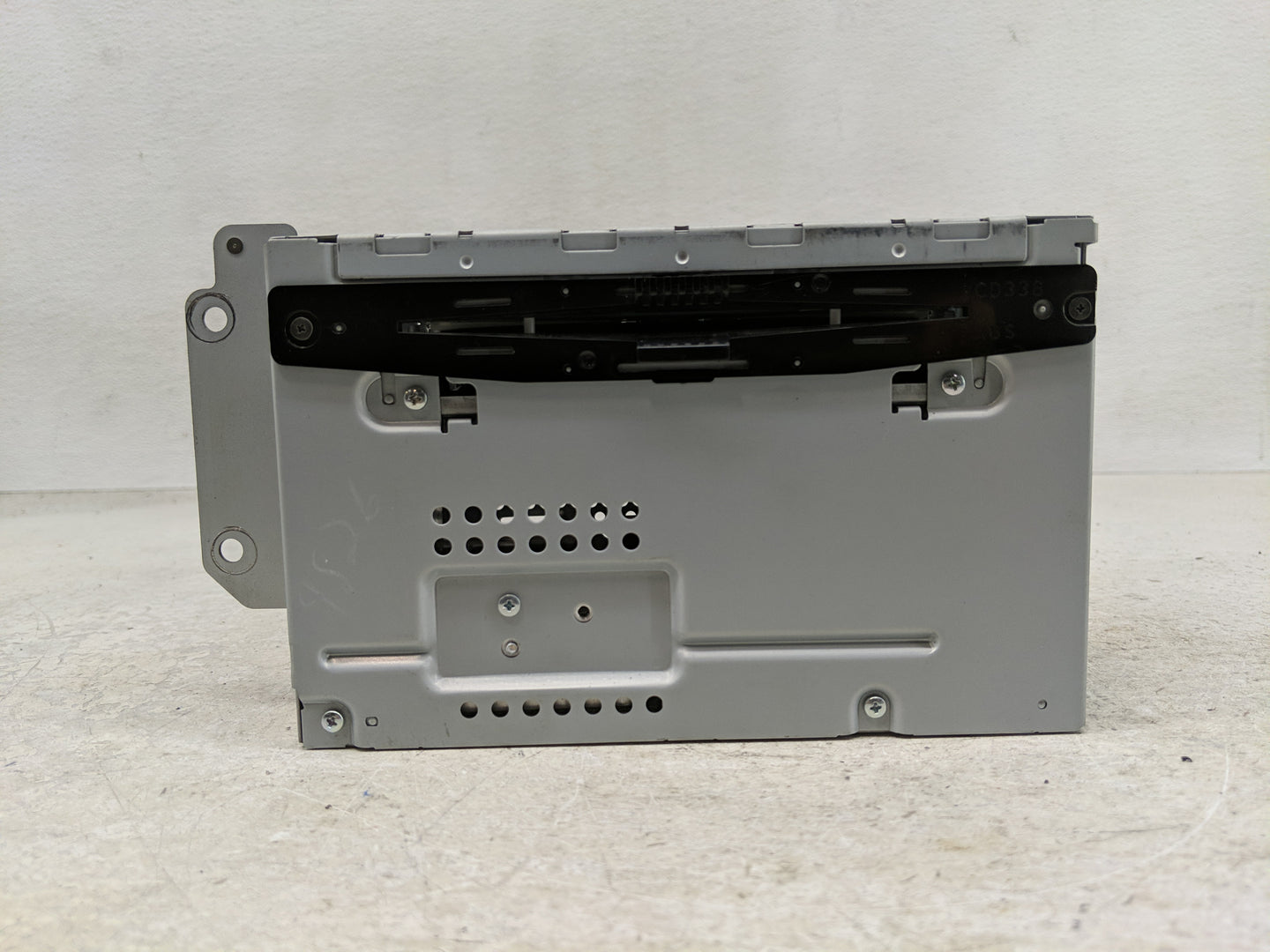 2010-2012 Ford Fusion Radio AM FM Cd Player Receiver Replacement P/N:BE5T-19C157-AB Fits Fits 2010 2011 2012 OEM Used Auto P