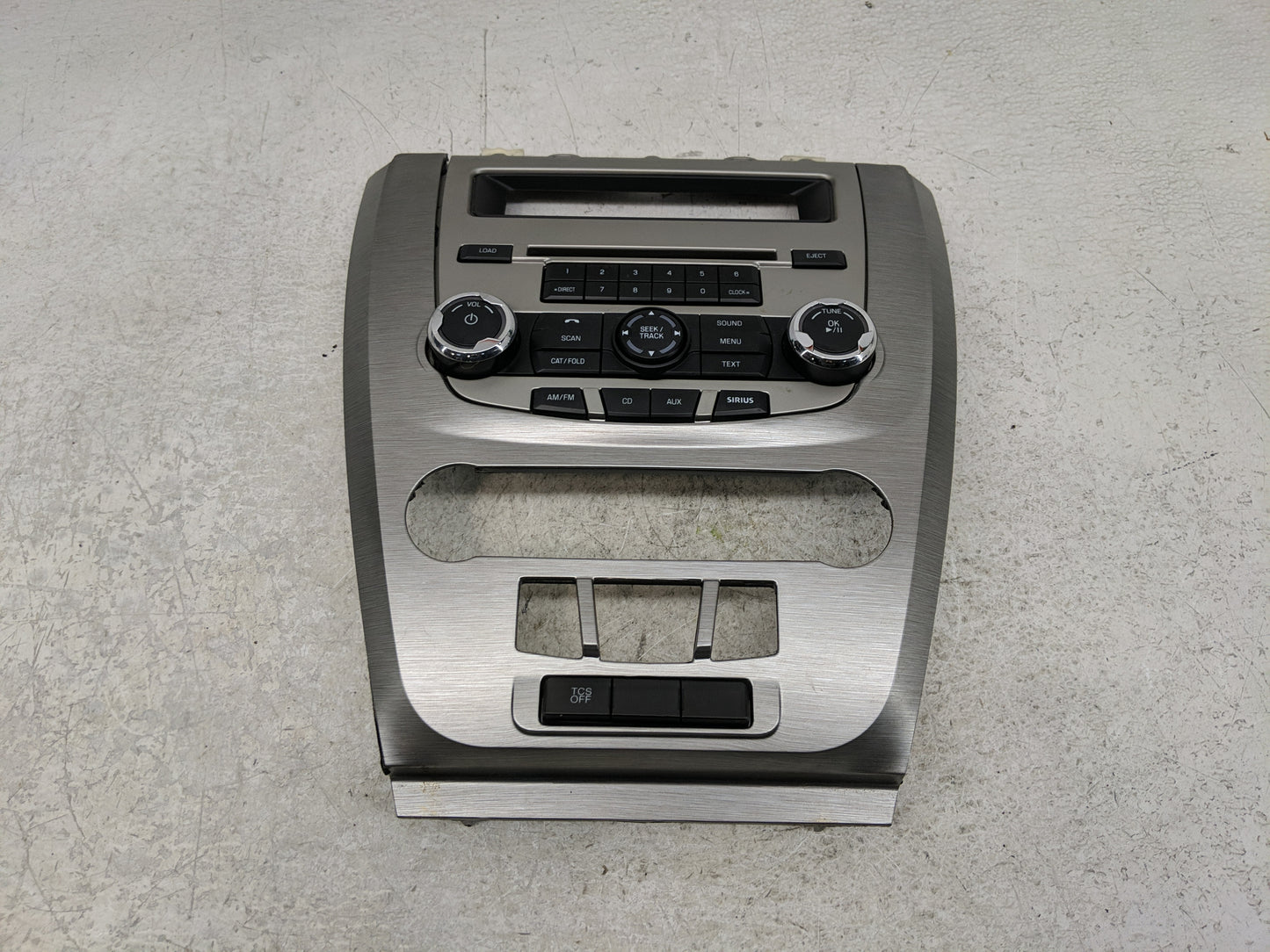 2010-2012 Ford Fusion Radio Control Panel - Oemusedautoparts1.com