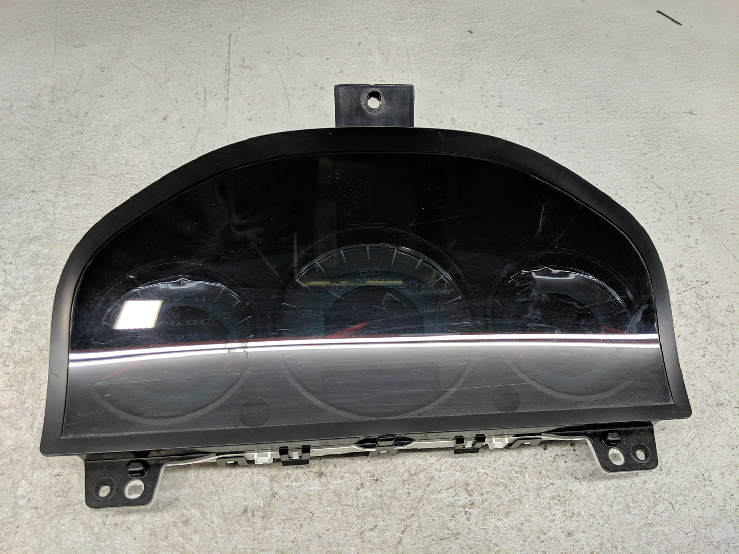 2011-2012 Ford Fusion Instrument Cluster Speedometer Gauges P/N:BE5T-10849-CD Fits Fits 2011 2012 OEM Used Auto Parts - Oemu