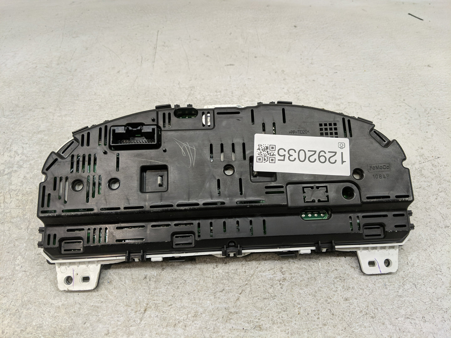 2011-2012 Ford Fusion Instrument Cluster Speedometer Gauges P/N:BE5T-10849-CD Fits Fits 2011 2012 OEM Used Auto Parts - Oemu