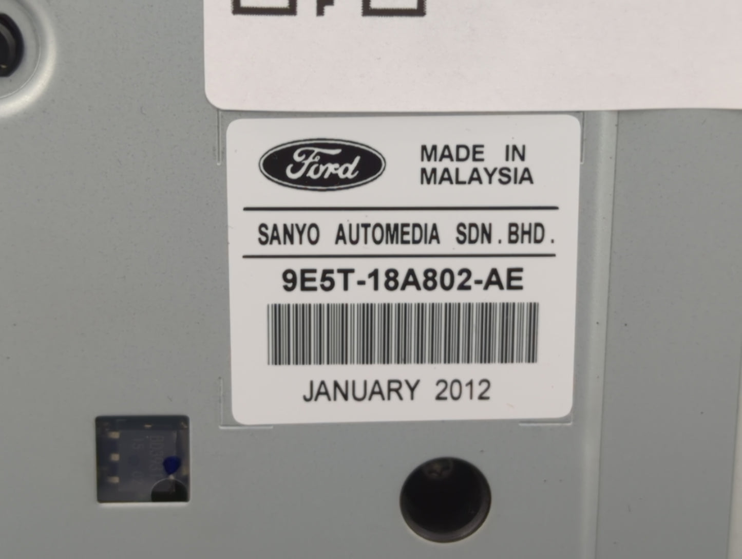 2010-2012 Ford Fusion Radio Control Panel - Oemusedautoparts1.com