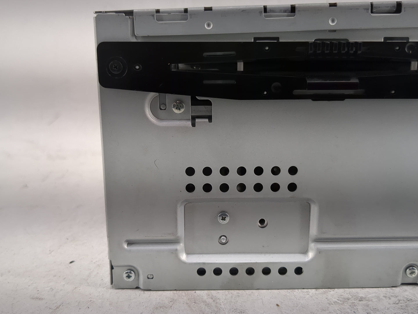 2011-2012 Ford Fusion Radio AM FM Cd Player Receiver Replacement P/N:BE5T-19C157-AB Fits Fits 2011 2012 OEM Used Auto Parts 