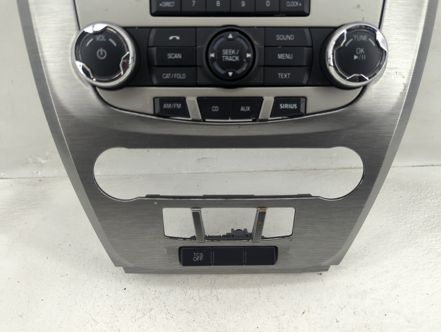 2010-2012 Ford Fusion Radio Control Panel - Oemusedautoparts1.com