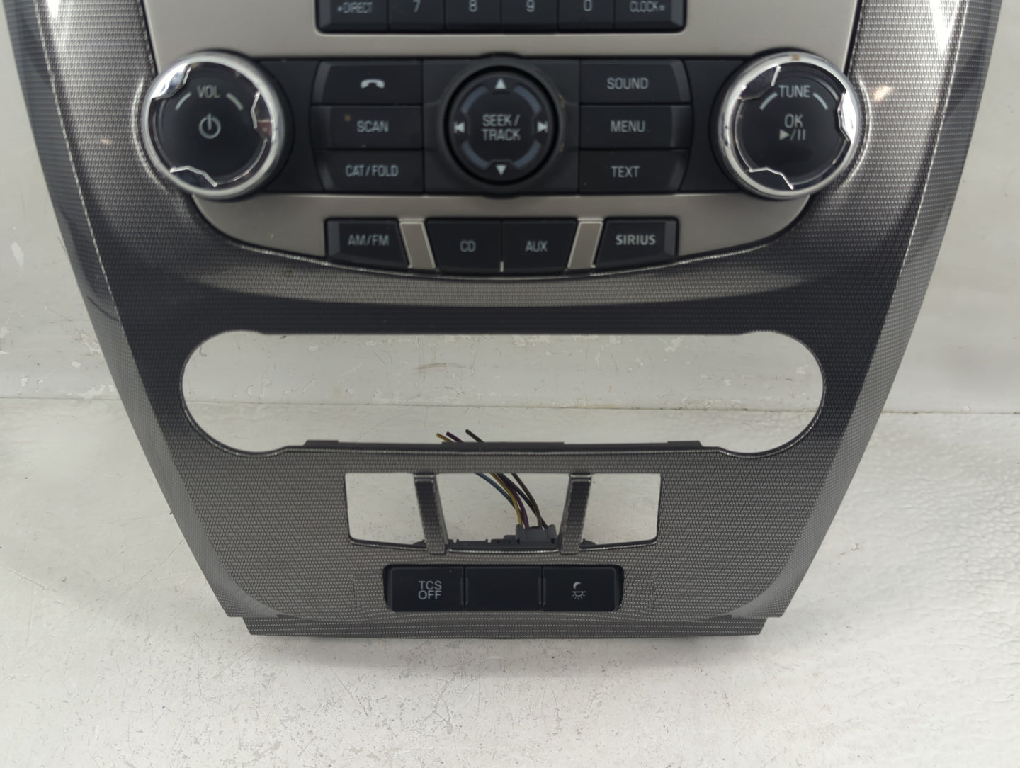 2010-2012 Ford Fusion Radio Control Panel - Oemusedautoparts1.com
