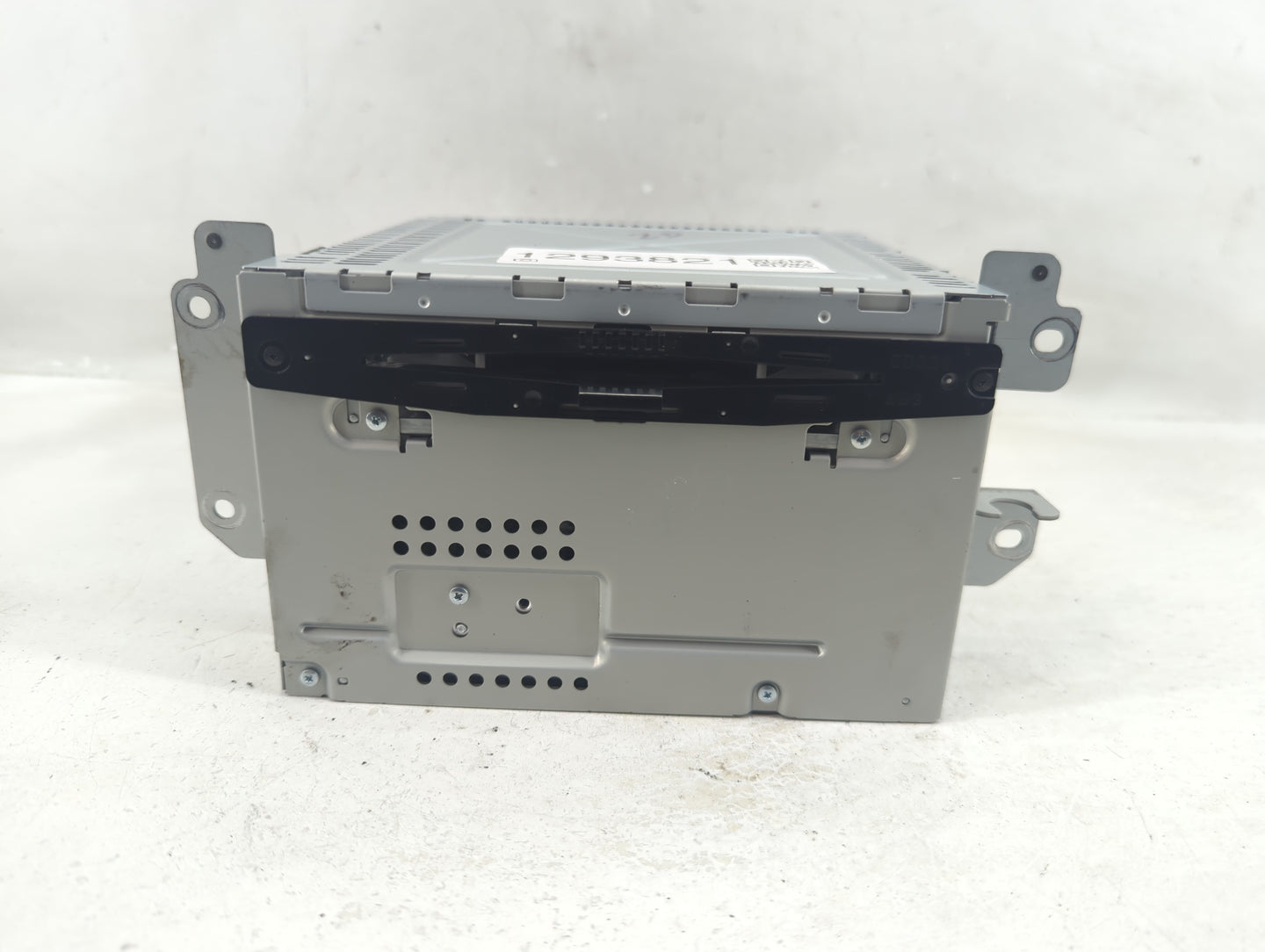 2011-2012 Ford Fusion Radio AM FM Cd Player Receiver Replacement P/N:BE5T-18D822-AB Fits Fits 2011 2012 OEM Used Auto Parts 