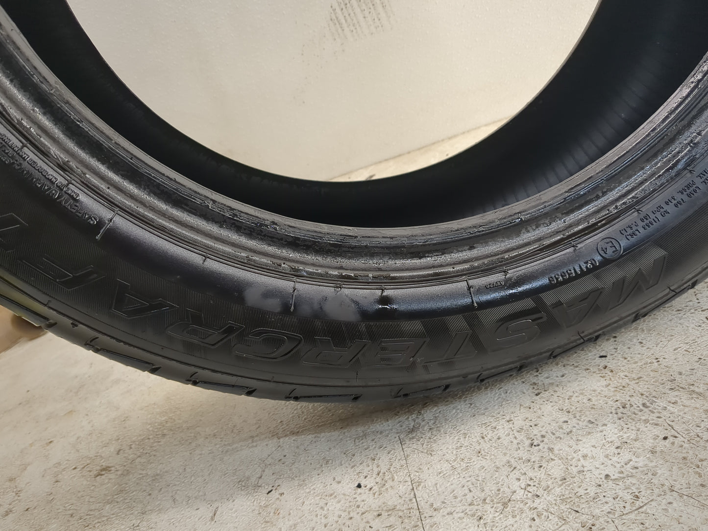 Used Tire 225/50R17 MASTERCRAFT COURSER QUEST 98V - Tread Depth 12/32 - Oemusedautoparts1.com