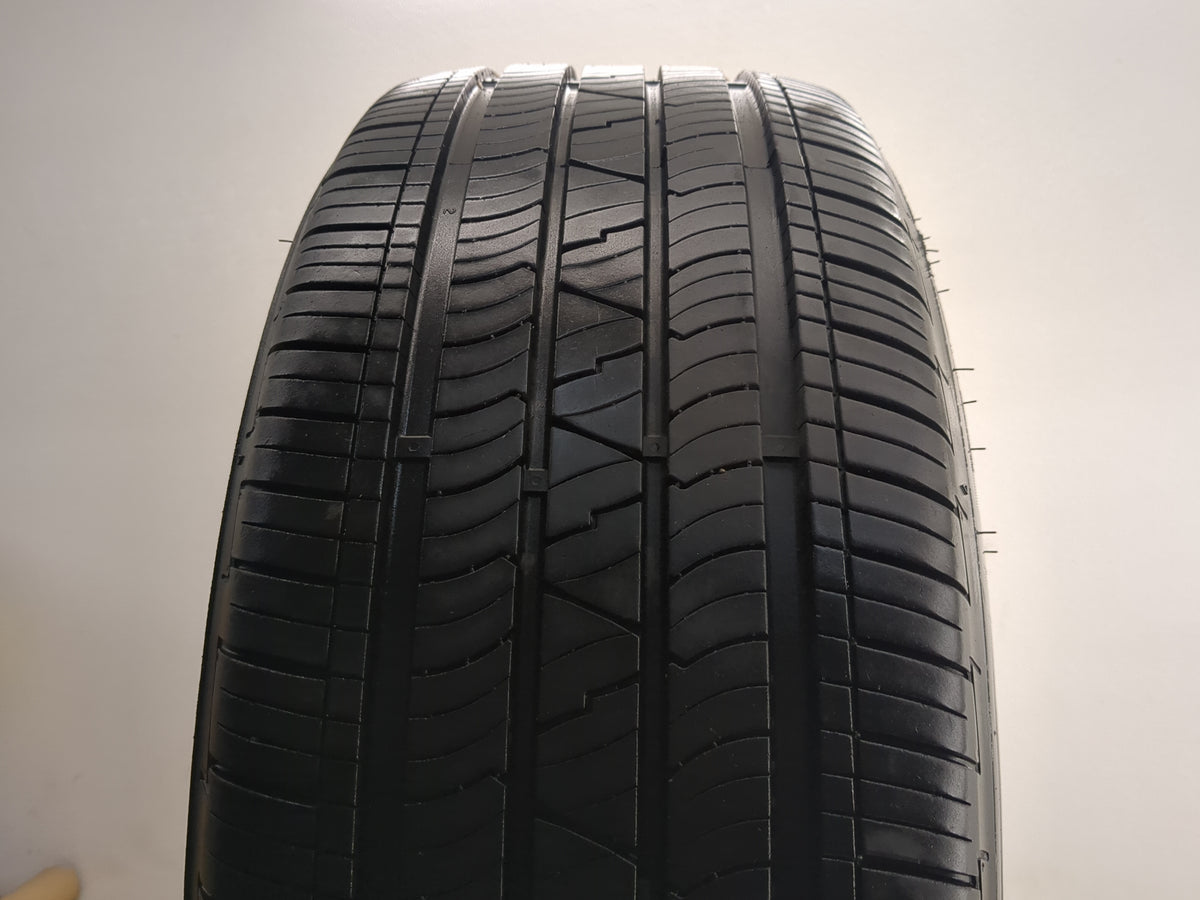 Used Tire 225/50R17 MASTERCRAFT COURSER QUEST 98V - Tread Depth 12/32 - Oemusedautoparts1.com