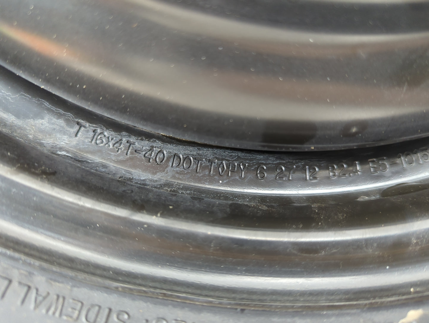 2012 Ford Fusion Spare Donut Tire Wheel Rim Oem 1317704 - Oemusedautoparts1.com