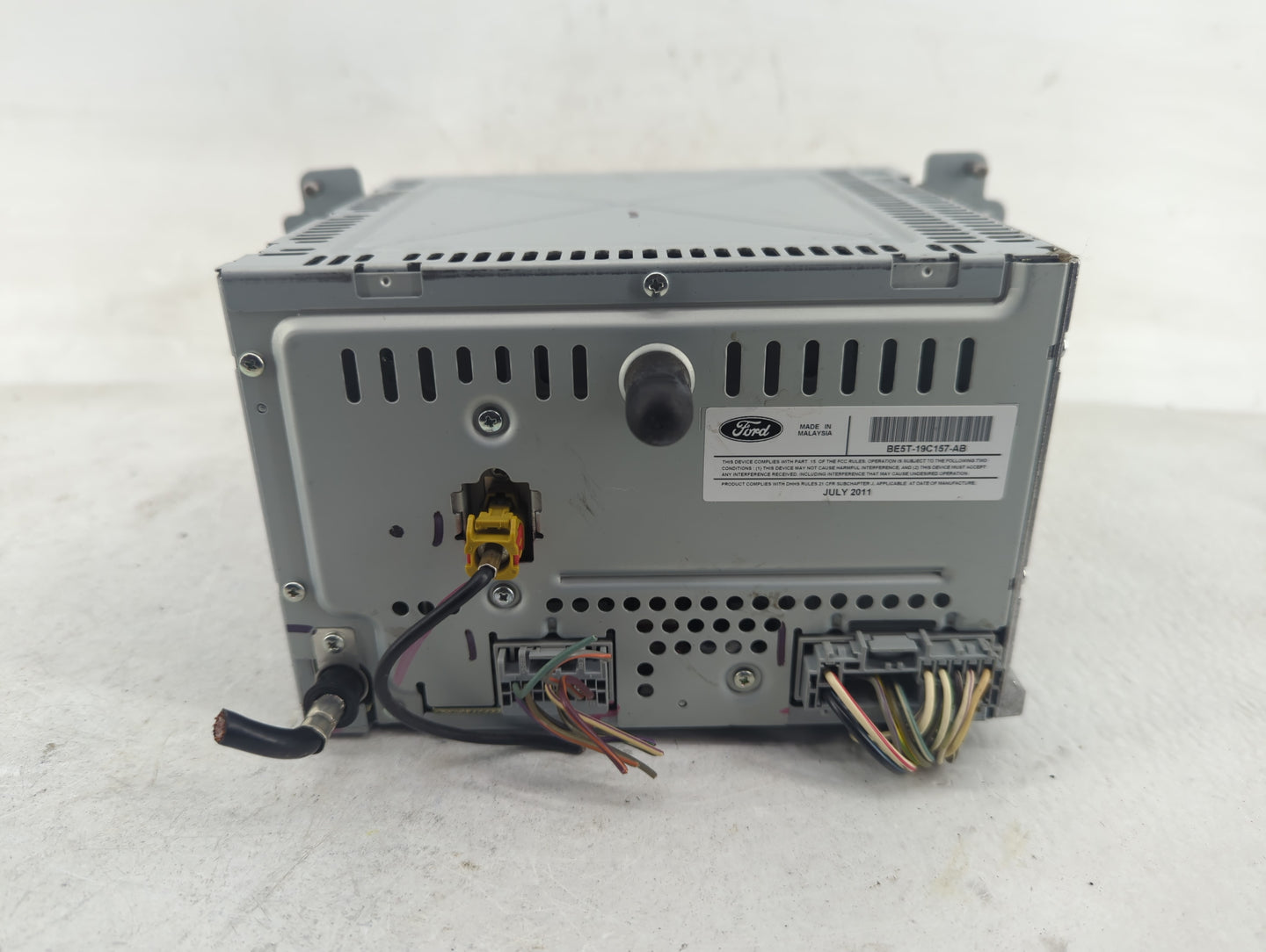 2010-2012 Ford Fusion Radio AM FM Cd Player Receiver Replacement P/N:BE5T-19C157-AB Fits Fits 2010 2011 2012 OEM Used Auto P