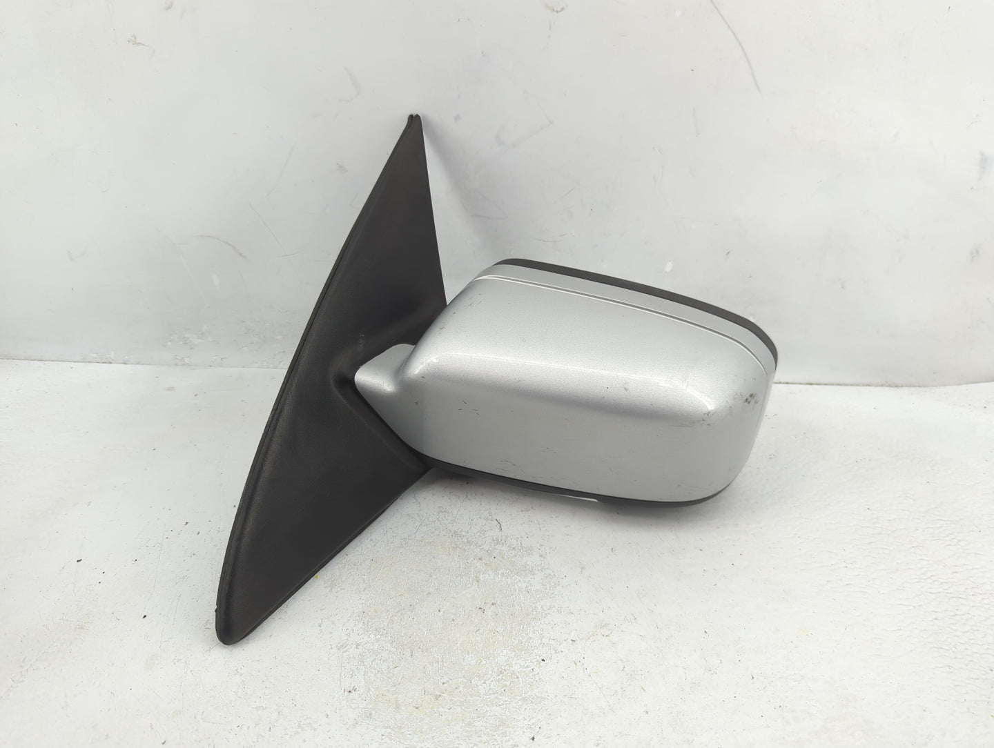 2011-2012 Ford Fusion Driver Side View Mirror - Left Door Mirror OEM Used - Oemusedautoparts1.com