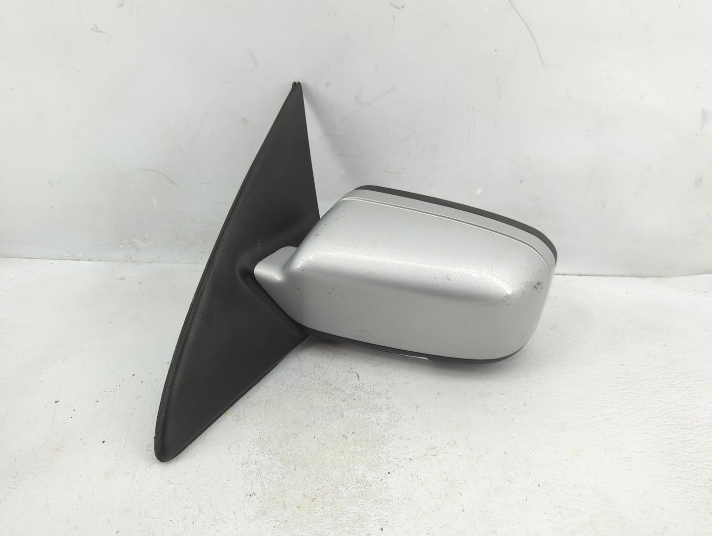 2011-2012 Ford Fusion Driver Side View Mirror - Left Door Mirror OEM Used - Oemusedautoparts1.com