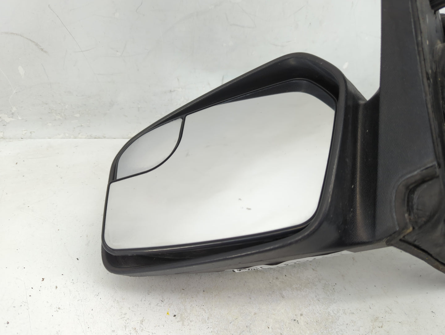 2011-2012 Ford Fusion Driver Side View Mirror - Left Door Mirror OEM Used - Oemusedautoparts1.com