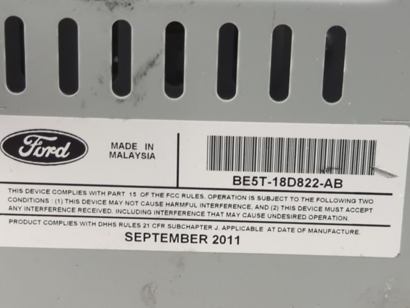 2011-2012 Ford Fusion Radio AM FM Cd Player Receiver Replacement P/N:BE5T-18D822-AB Fits Fits 2011 2012 OEM Used Auto Parts 