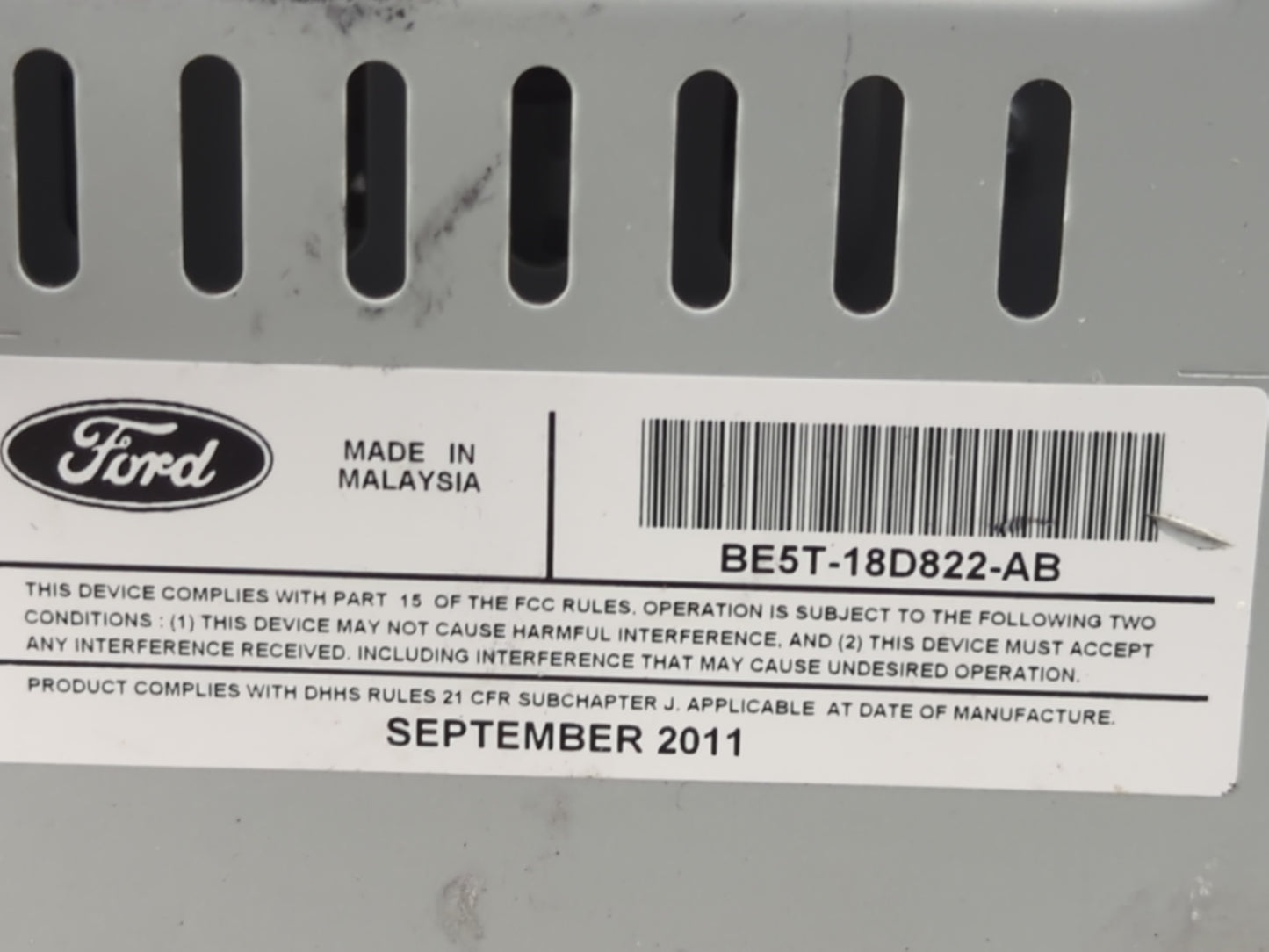 2011-2012 Ford Fusion Radio AM FM Cd Player Receiver Replacement P/N:BE5T-18D822-AB Fits Fits 2011 2012 OEM Used Auto Parts 
