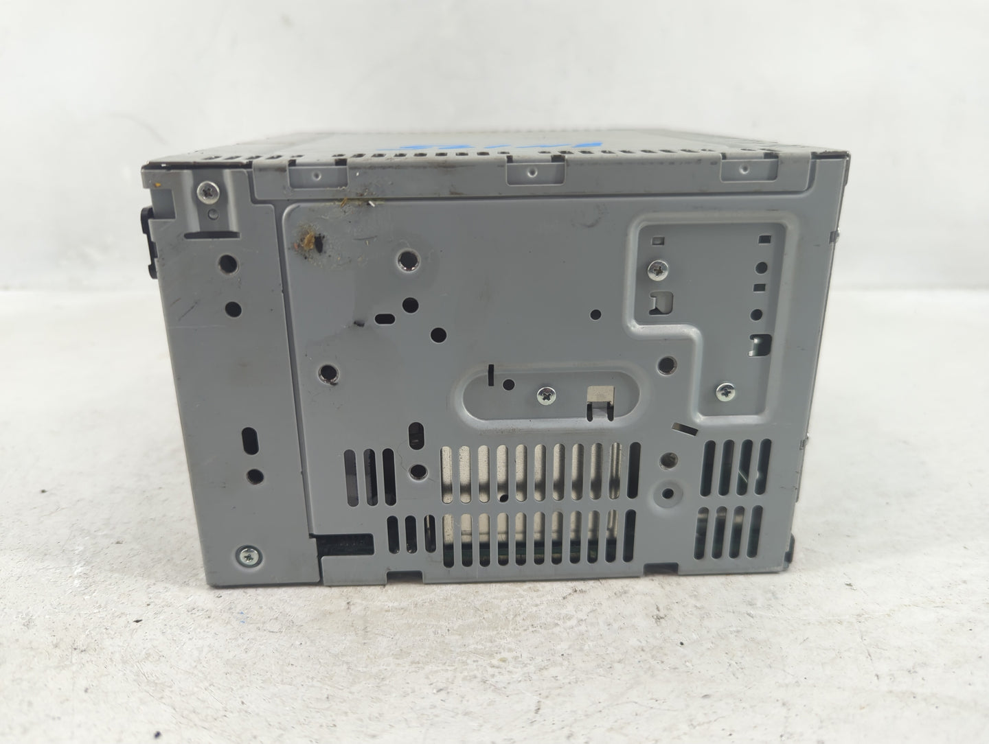 2010-2012 Ford Fusion Radio AM FM Cd Player Receiver Replacement P/N:BE5T-19C157-AB Fits Fits 2010 2011 2012 OEM Used Auto P