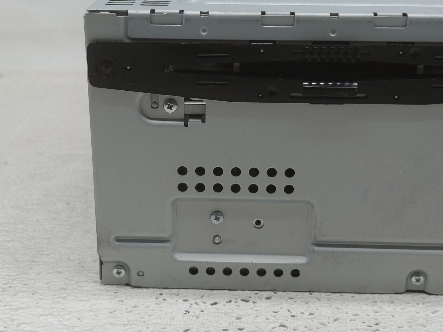 2010-2012 Ford Fusion Radio AM FM Cd Player Receiver Replacement P/N:BE5T-19C157-AB Fits Fits 2010 2011 2012 OEM Used Auto P