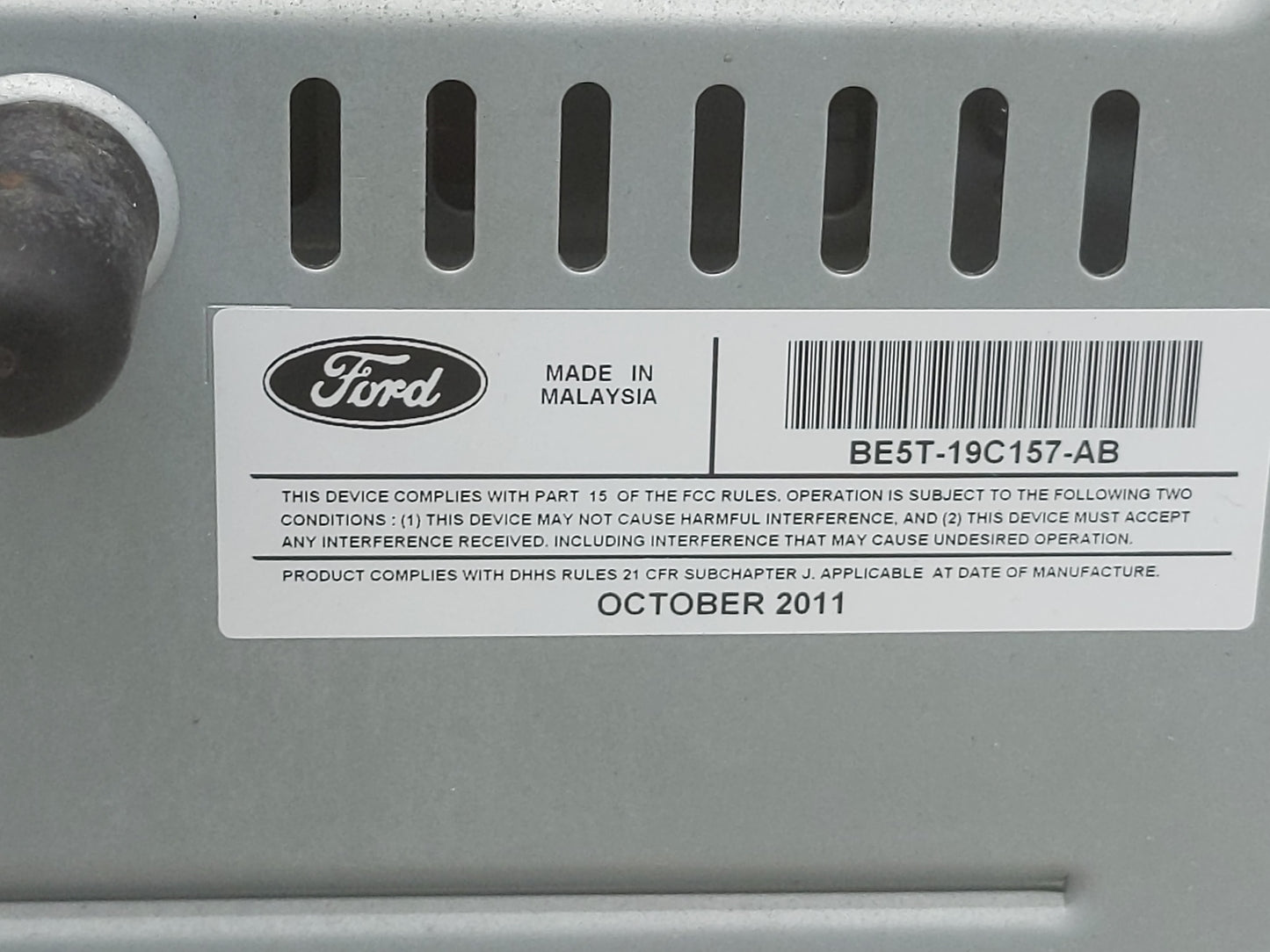 2010-2012 Ford Fusion Radio AM FM Cd Player Receiver Replacement P/N:BE5T-19C157-AB Fits Fits 2010 2011 2012 OEM Used Auto P