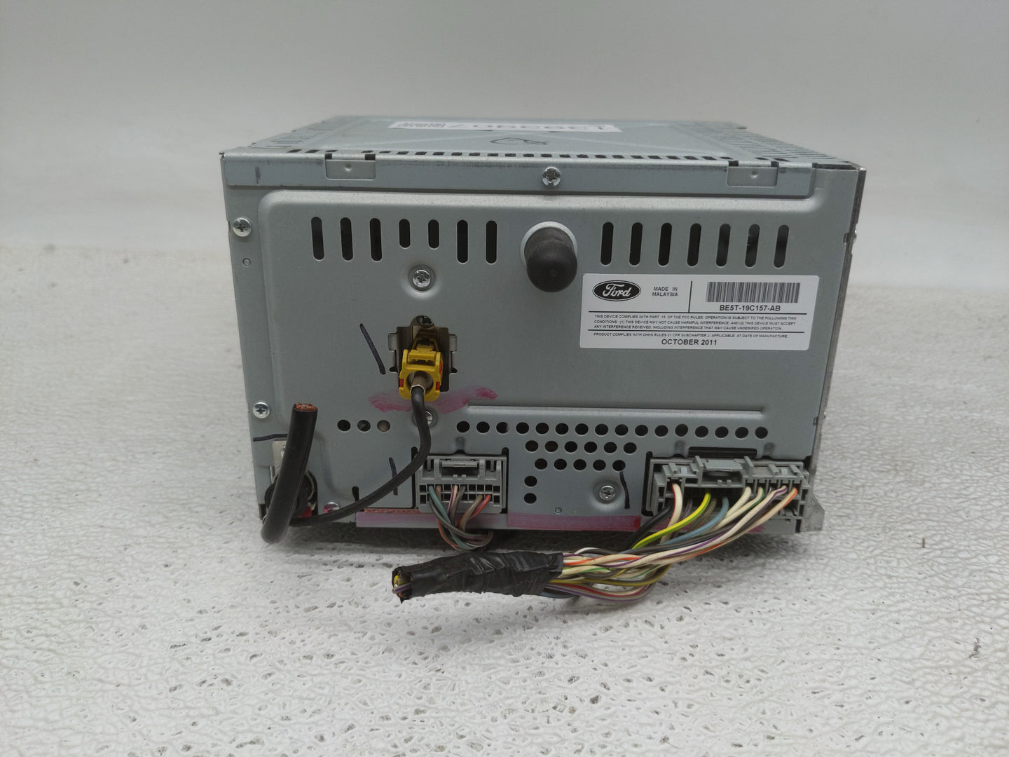 2010-2012 Ford Fusion Radio AM FM Cd Player Receiver Replacement P/N:BE5T-19C157-AB Fits Fits 2010 2011 2012 OEM Used Auto P