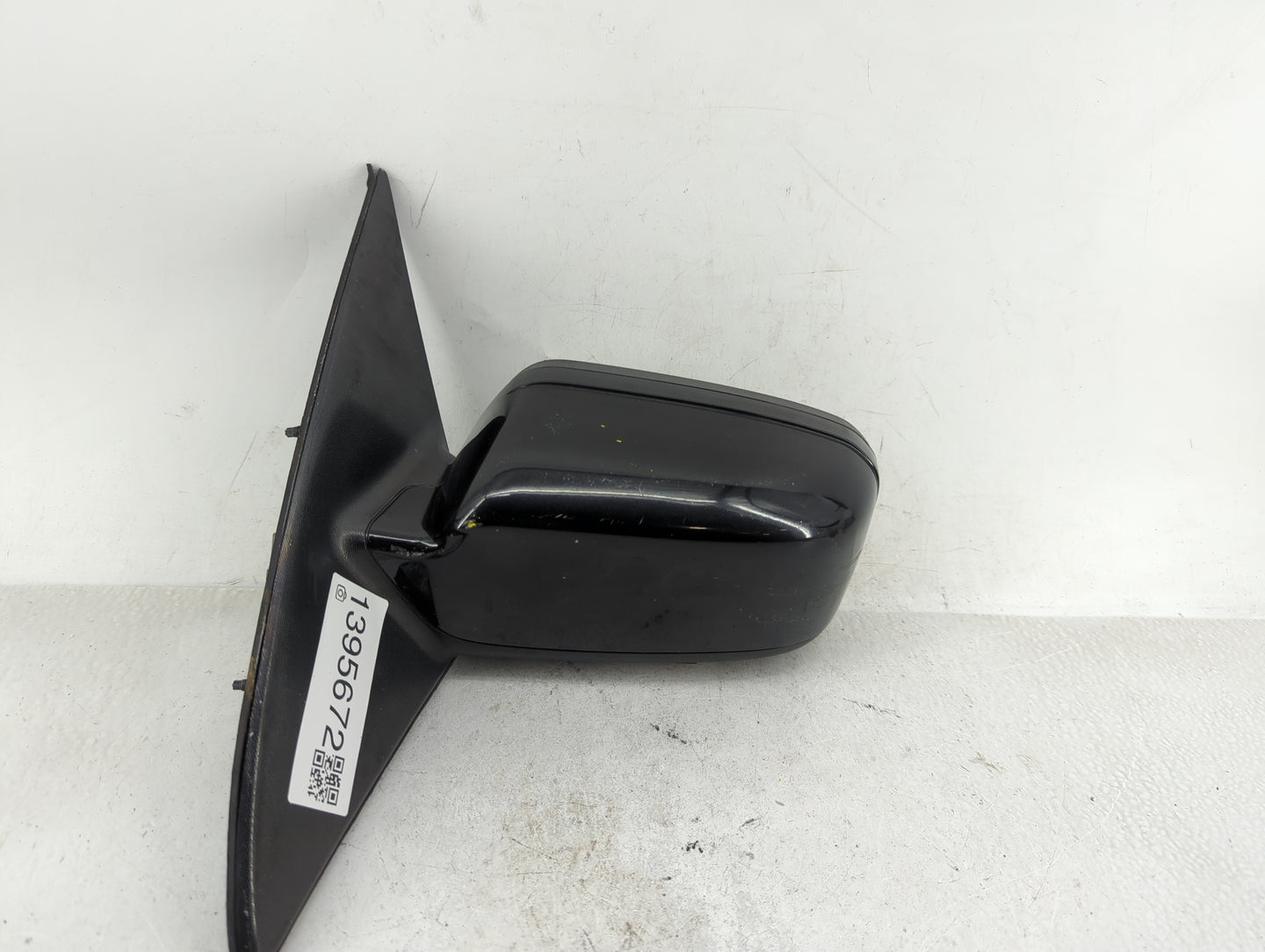 2011-2012 Ford Fusion Driver Side View Mirror - Left Door Mirror OEM Used - Oemusedautoparts1.com