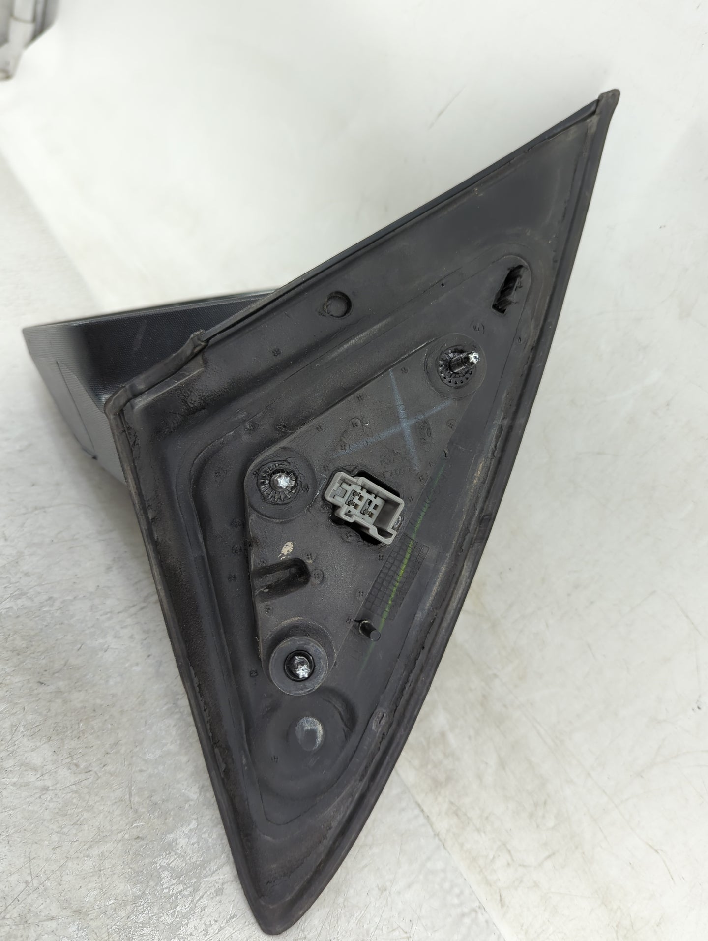 2011-2012 Ford Fusion Driver Side View Mirror - Left Door Mirror OEM Used - Oemusedautoparts1.com