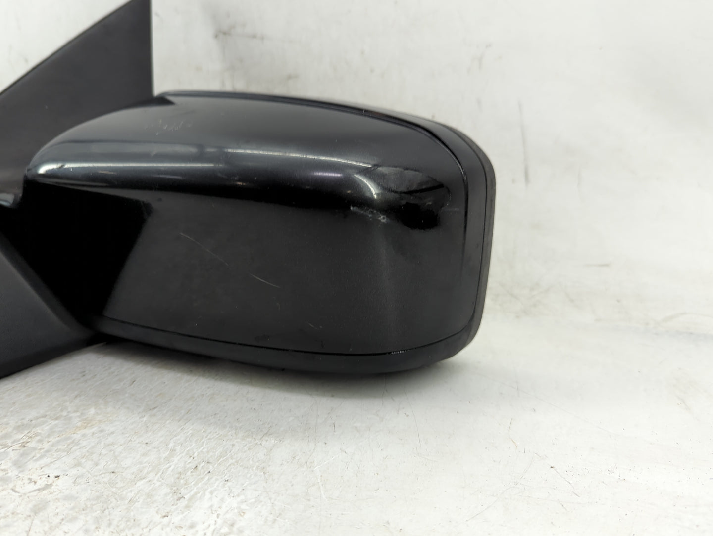2011-2012 Ford Fusion Driver Side View Mirror - Left Door Mirror OEM Used - Oemusedautoparts1.com