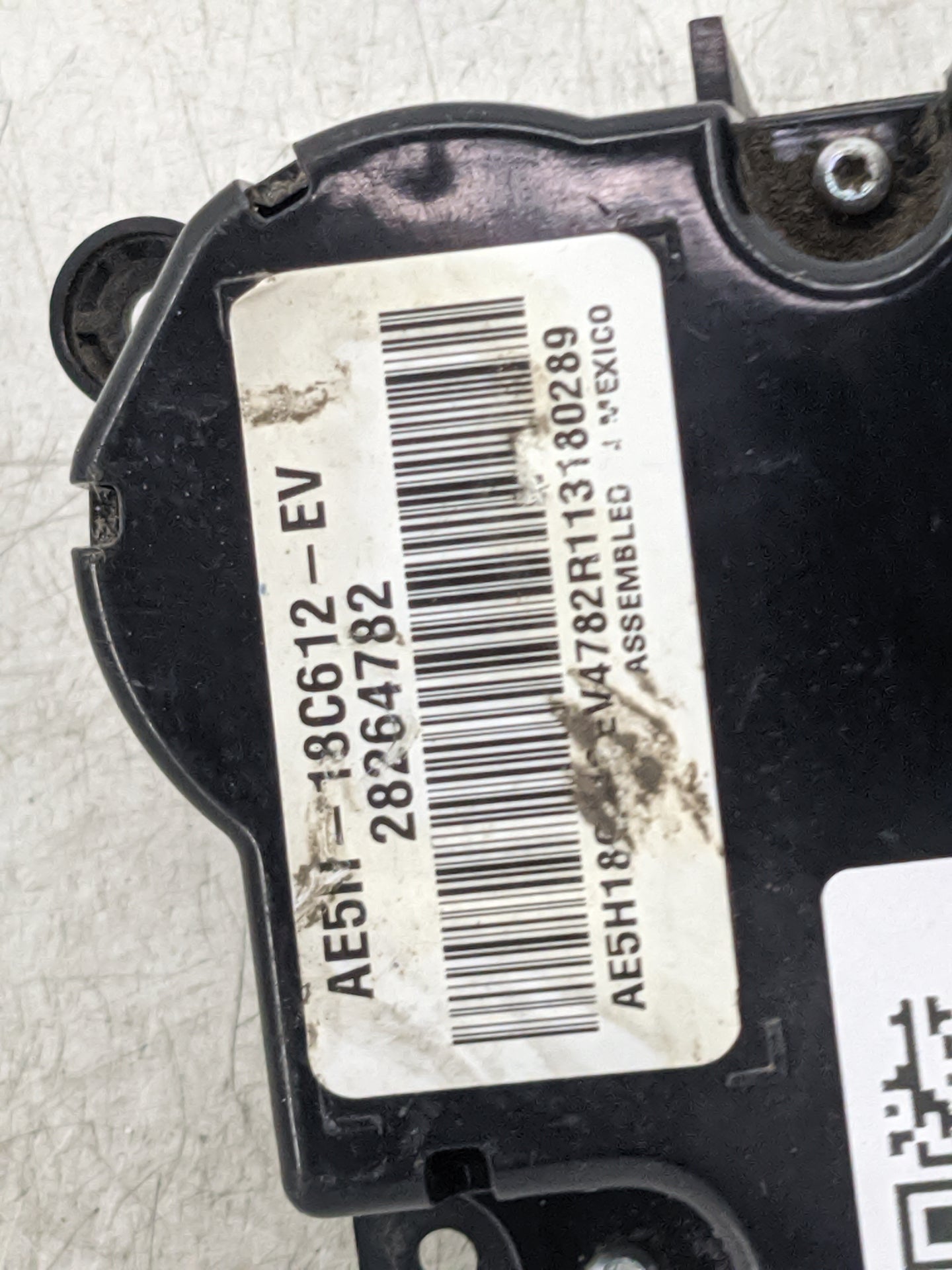2010-2012 Ford Fusion Climate Control Module Temperature AC/Heater Replacement P/N:AE5T-18C612-EV AE5H18C612 Fits OEM Used A