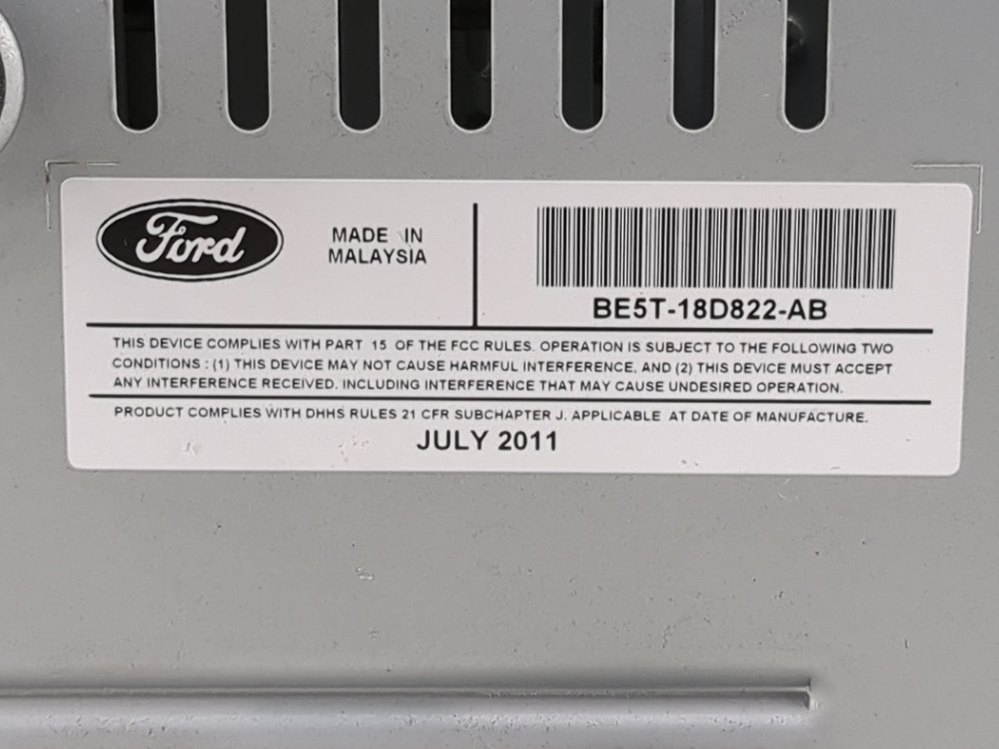 2011-2012 Ford Fusion Radio AM FM Cd Player Receiver Replacement P/N:BE5T-18D822-AB Fits Fits 2011 2012 OEM Used Auto Parts 